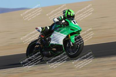 media/Oct-29-2022-CVMA (Sat) [[14c0aa3b66]]/Race 10 Supersport Open/